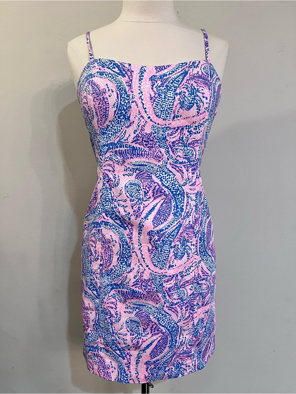 Lilly Pulitzer Shelli pink stretch dress. Size 10.